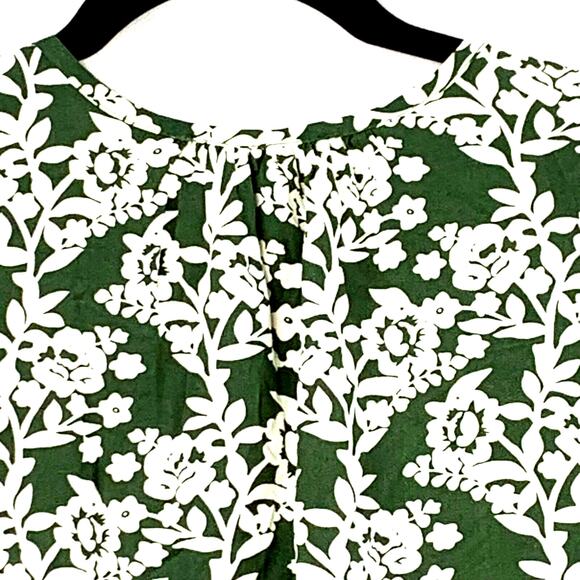 Fun 2 Fun Top Women Small Green Pleated V Neck Floral Print Long Sleeve - Picture 7 of 11